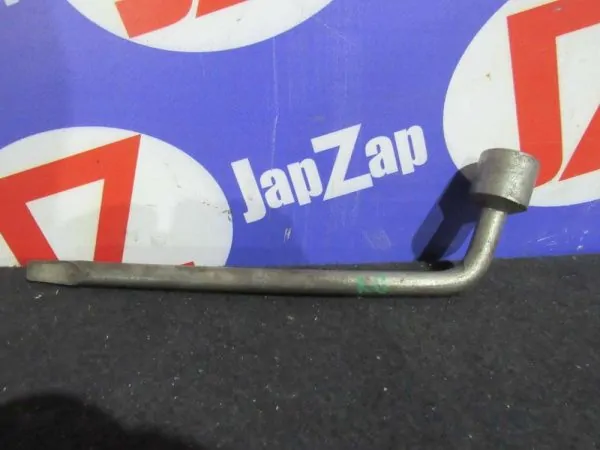 Ключ балонный Mitsubishi  