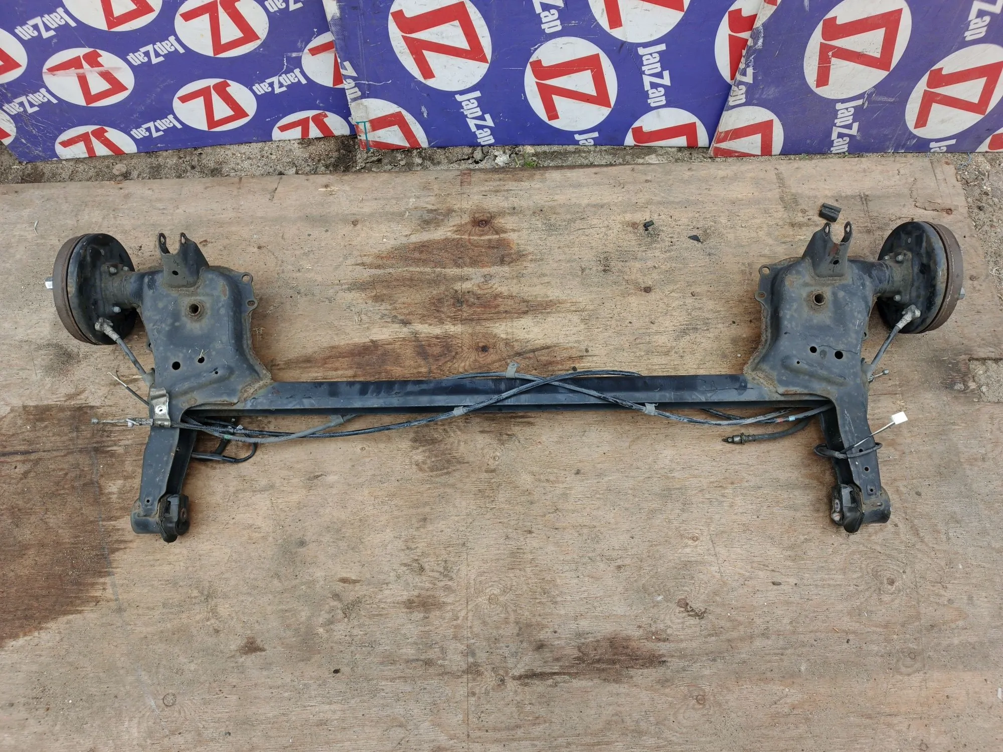 Балка поперечная для Toyota Passo KGC30  1KR-FE  зад    