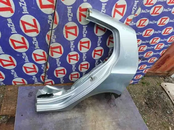 Крыло заднее Volkswagen Golf 5K1