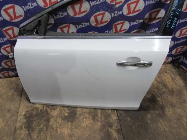Дверь боковая Volvo V40 MW48