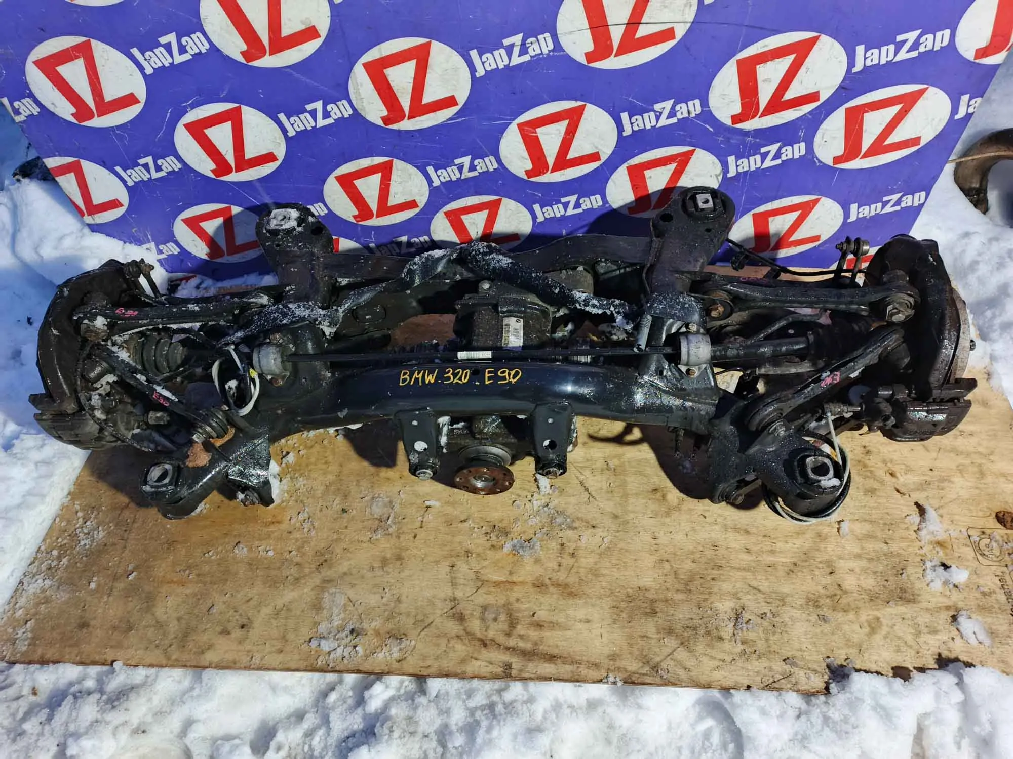 Балка поперечная BMW 3 серия E90