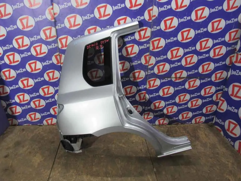 Крыло заднее Mazda Demio DY3W
