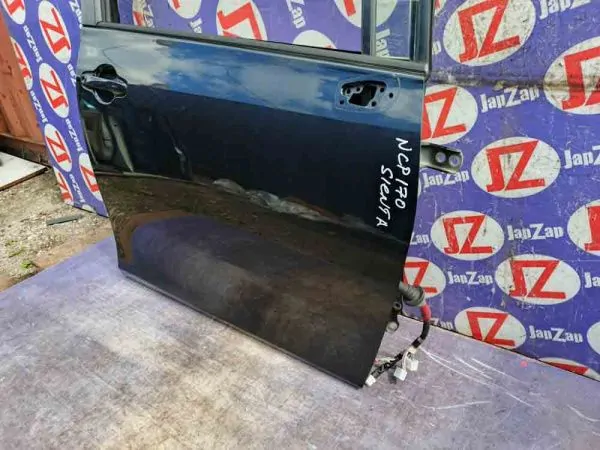 Дверь боковая Toyota Sienta NSP170G