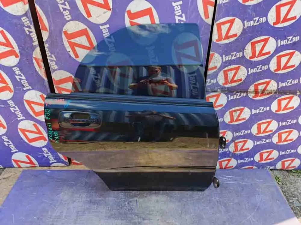 Дверь боковая Subaru Impreza GD3