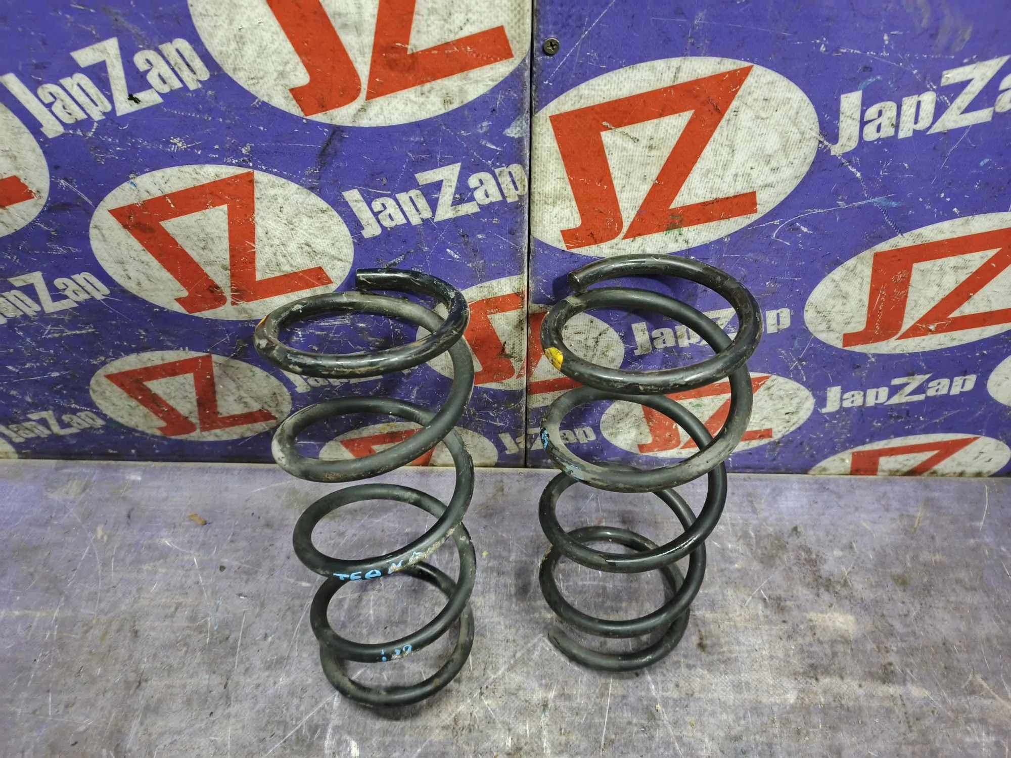 Пружина подвески для Nissan Teana J32  VQ25DE      