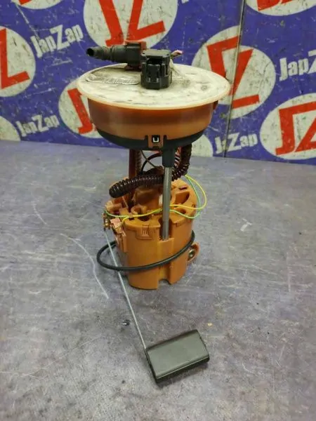 Насос топливный Suzuki Splash XB32S