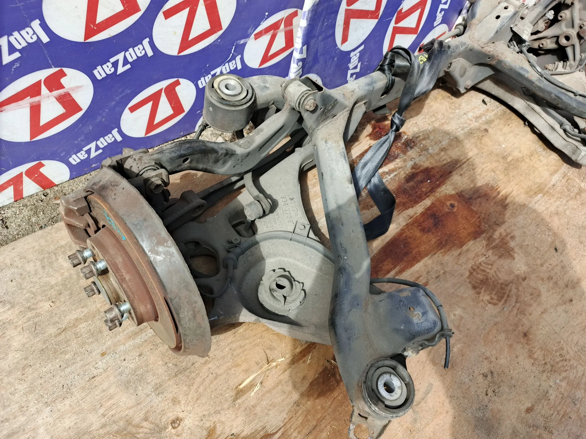 Балка поперечная для Audi A4 8ED  BFB  зад    