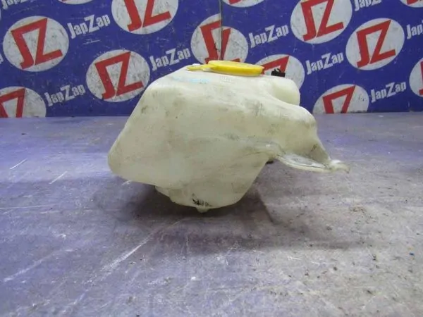 Бачок омывателя Opel Astra F