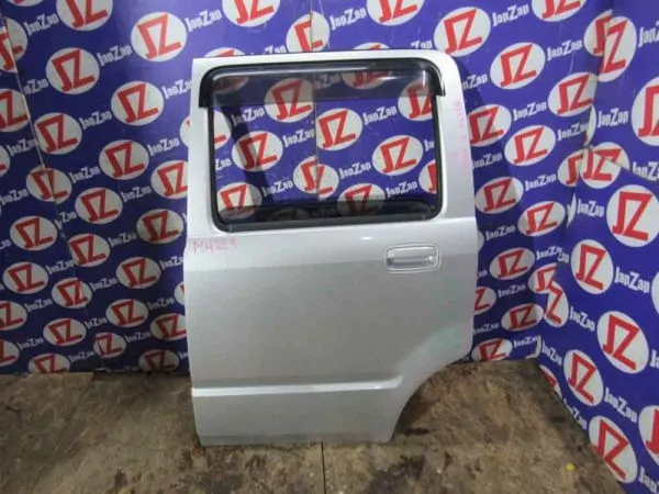 Дверь боковая Suzuki Wagon R MH22S