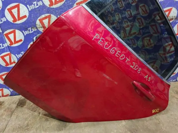 Дверь боковая Peugeot 208 A9