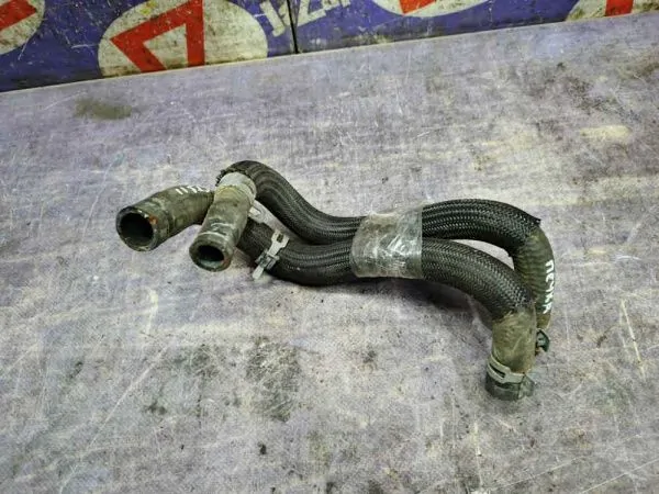 Патрубок системы охлаждения Cadillac CTS 