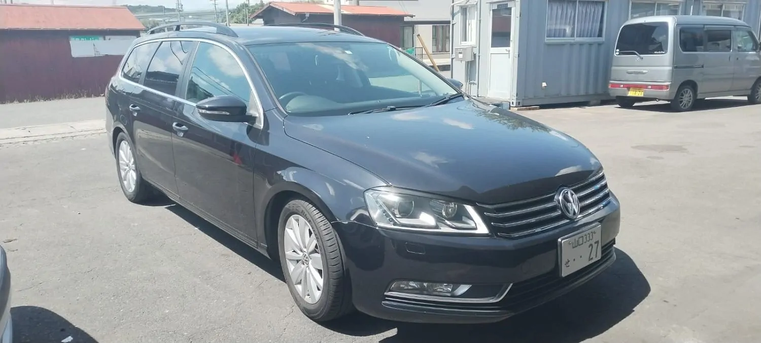 Volkswagen Passat B7 2011 год универсал 