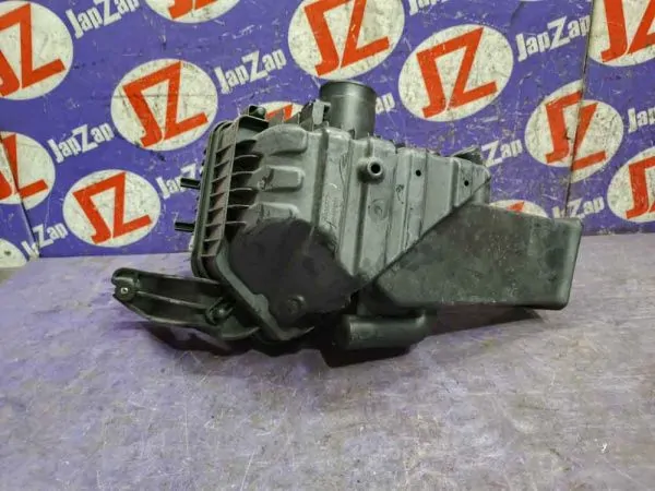 Корпус воздушного фильтра Cadillac CTS 