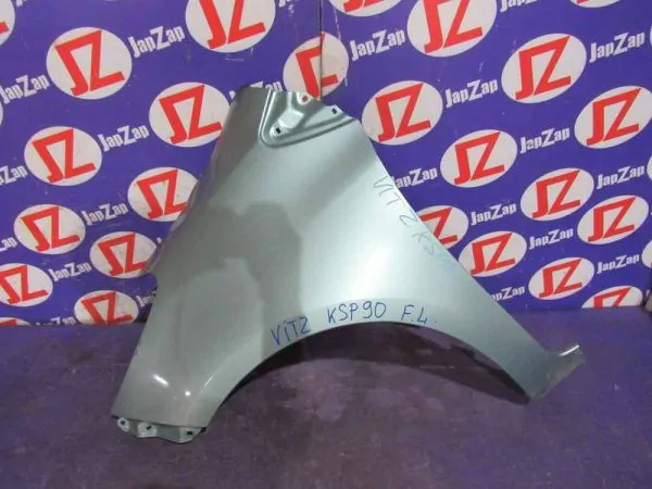 Крыло переднее Toyota Vitz KSP90