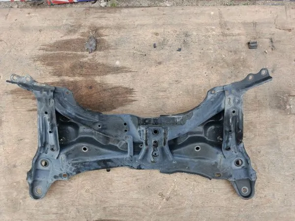 Балка поперечная Toyota Sienta NSP170G