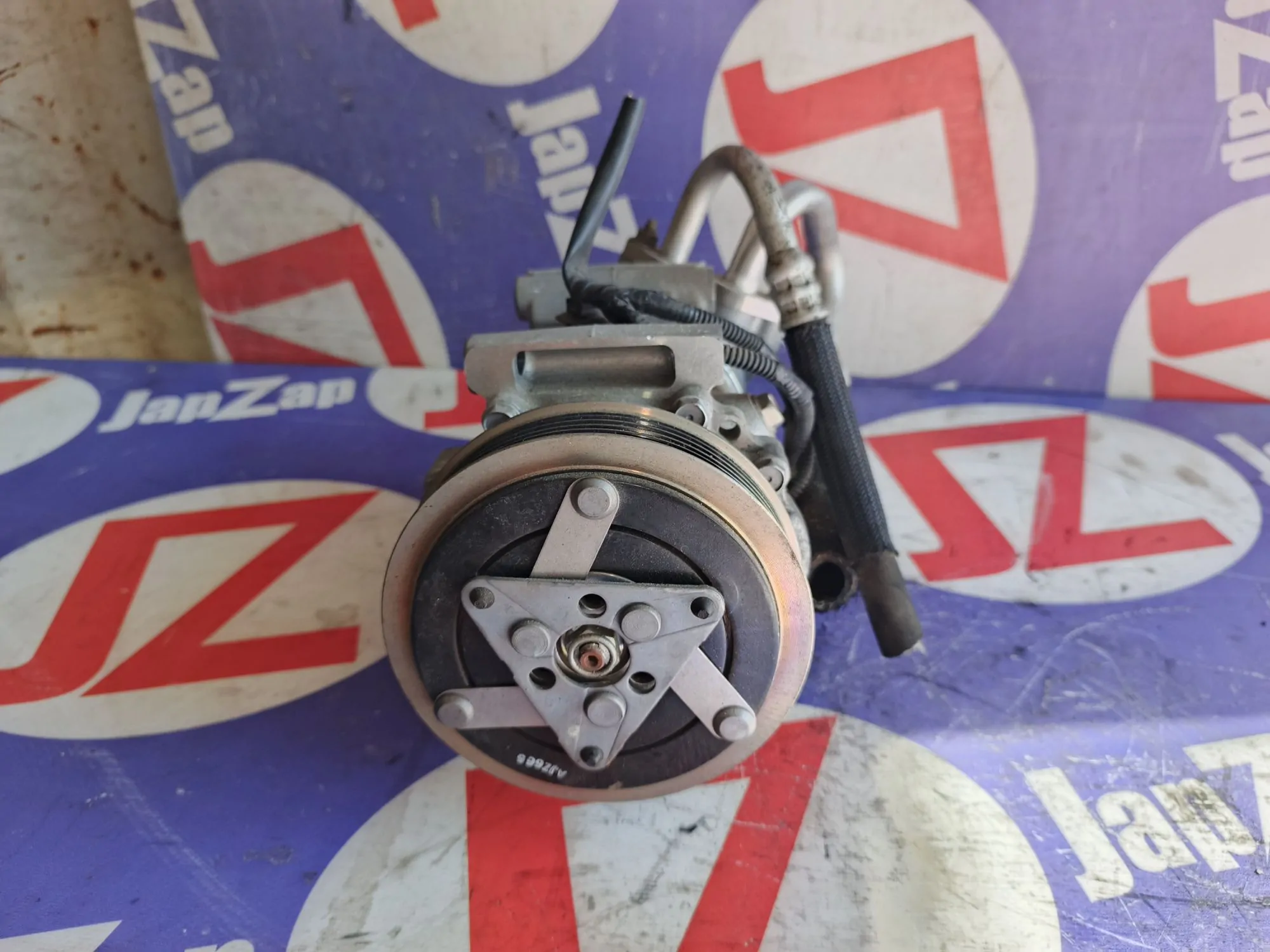 Компрессор кондиционера для Peugeot 208 A9  EP6C     9822826880 