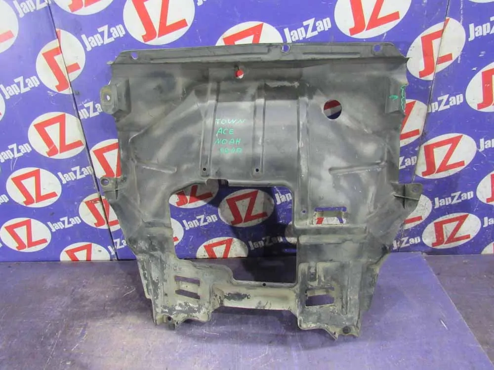 Защита двигателя Toyota Town Ace Noah SR40