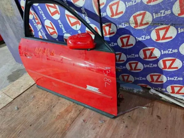 Дверь боковая Audi A3 8L