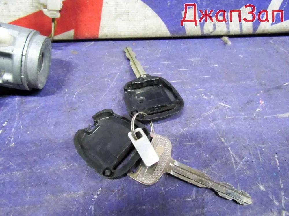 Замок зажигания для Toyota Celica  ZZT230  1ZZ-FE       Замок зажигания для Toyota Celica ZZT230  1ZZ-FE