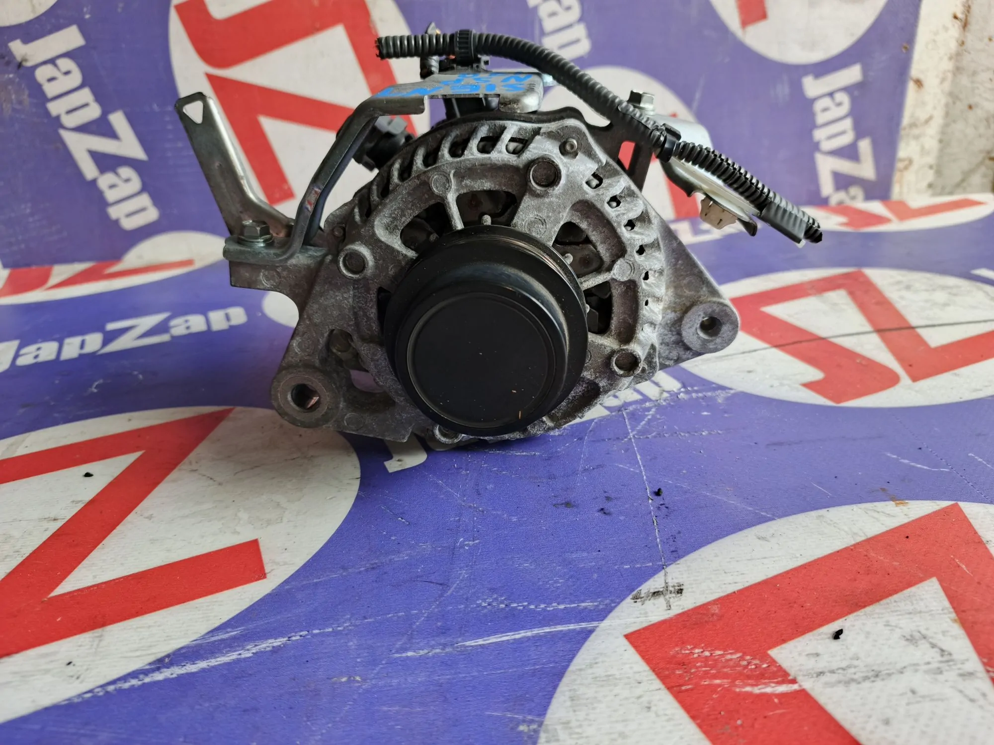 Генератор для Toyota Sienta NSP170G  1NR-FKE     2706047270 
