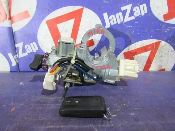 Замок зажигания Daihatsu Mira L275S