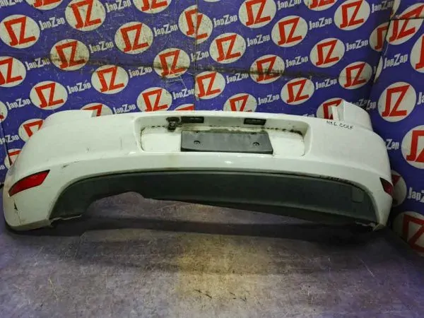 Бампер задний Volkswagen Golf 5K1
