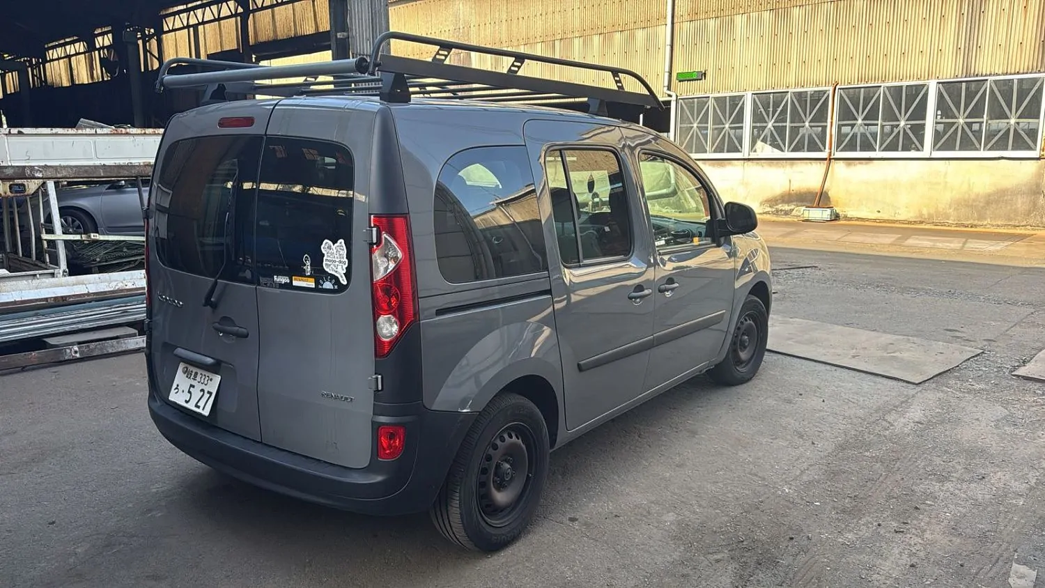 Формирование контейнера с автозапчастями Июнь 2025