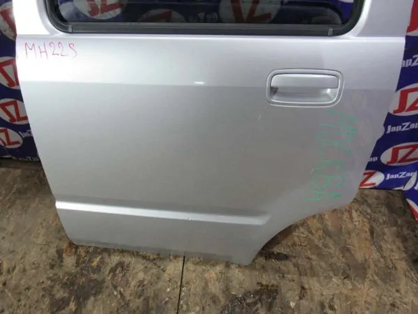 Дверь боковая Suzuki Wagon R MH22S Дверь боковая Suzuki Wagon R MH22S