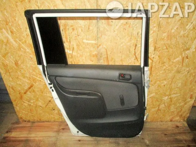 Дверь для Toyota Succeed  NCP51  1NZ-FE  зад лево   Белый Дверь для Toyota Succeed NCP51  1NZ-FE  зад лево   Белый