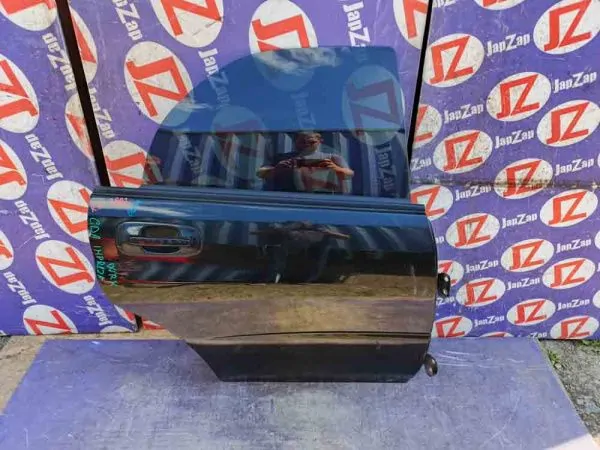 Дверь боковая Subaru Impreza GD3