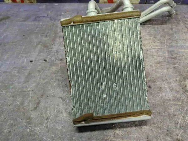 Радиатор печки Subaru Impreza GG3