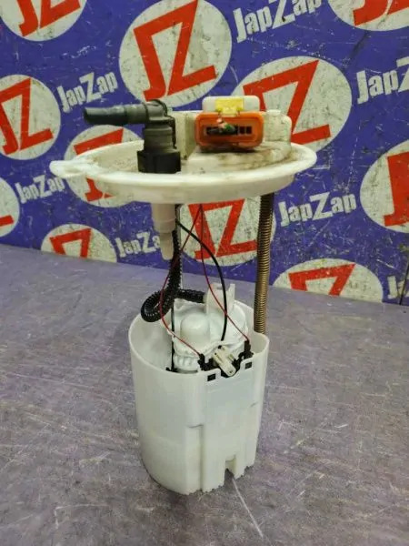 Насос топливный Lancia Ypsilon 84609