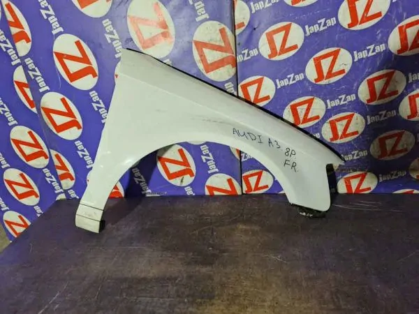 Крыло переднее Audi A3 8P