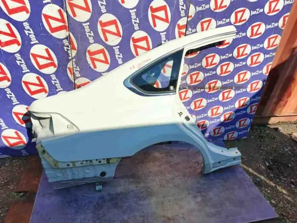 Крыло заднее Nissan Teana J32