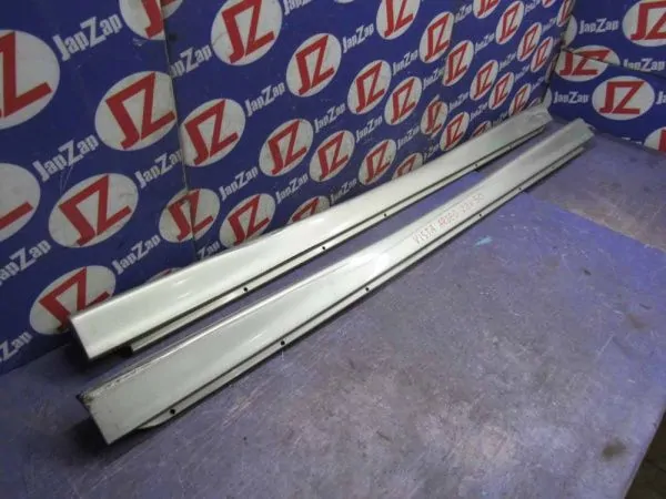 Порог пластиковый Toyota Vista Ardeo ZZV50