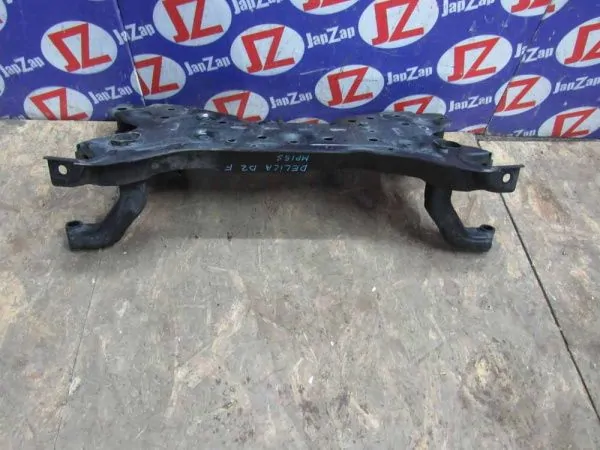 Балка поперечная Mitsubishi Delica D2 MB15S