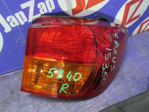 Фонарь задний Lexus IS GSE21