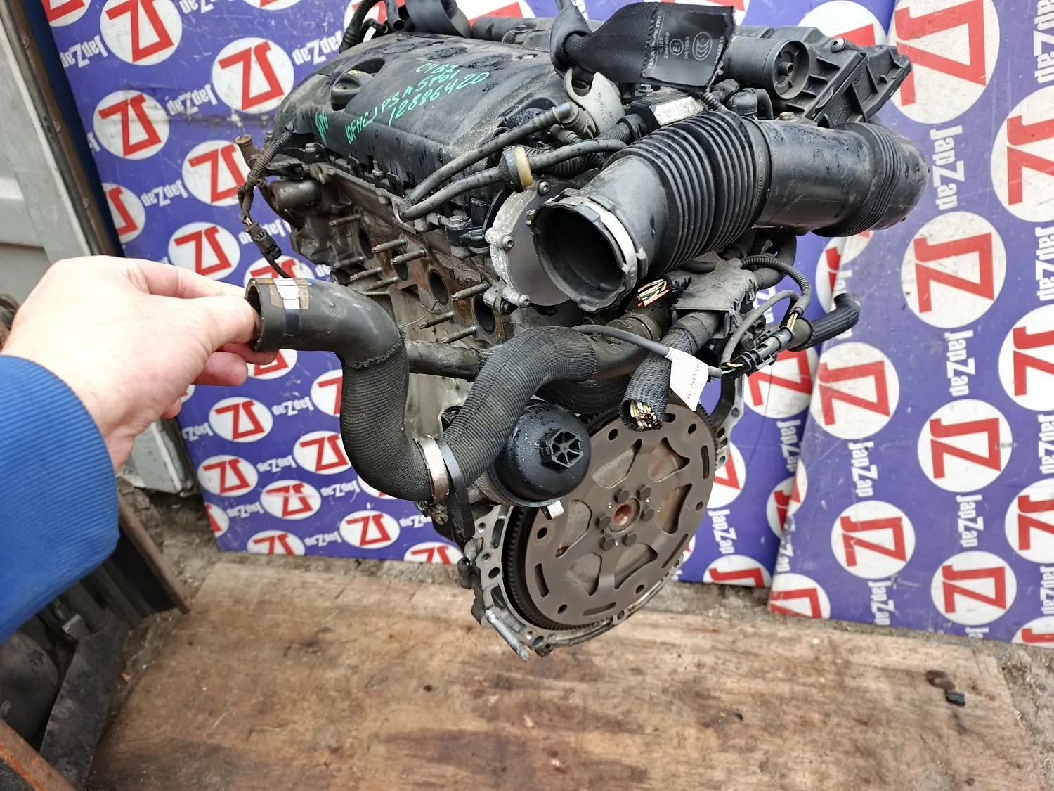 Двигатель Citroen C4 B7