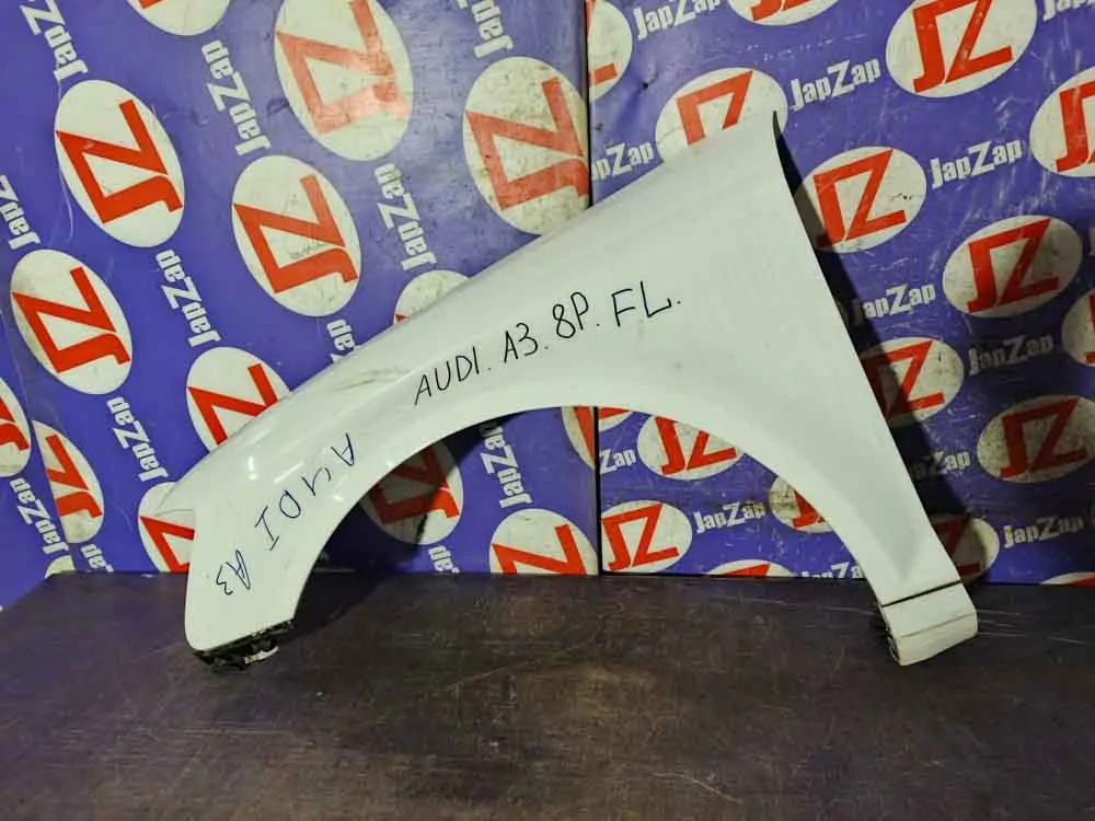 Крыло переднее Audi A3 8P