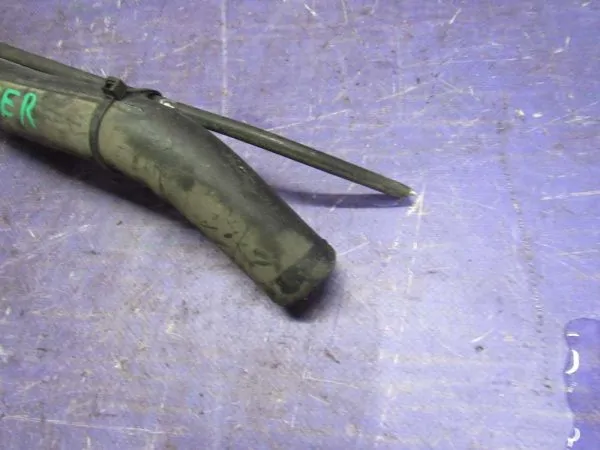 Горловина топливного бака Chrysler PT Cruiser PT