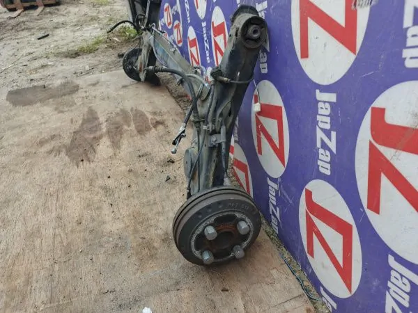 Балка поперечная Toyota Passo KGC30