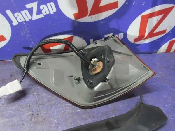 Фонарь задний Lexus IS GSE21