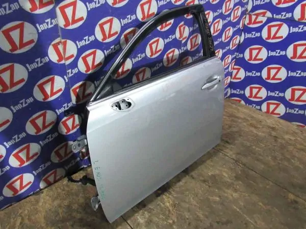 Дверь боковая Lexus IS GSE21