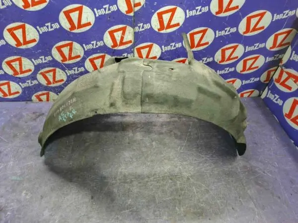 Подкрылок Audi A5 8TA