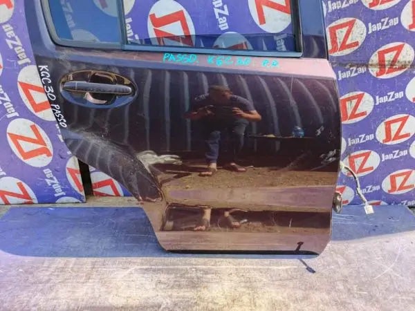 Дверь боковая Toyota Passo KGC30