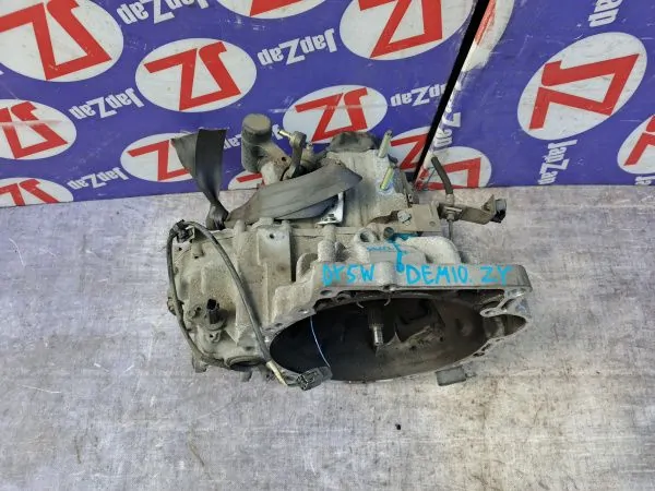 МКПП - механическая коробка Mazda Demio DY3W