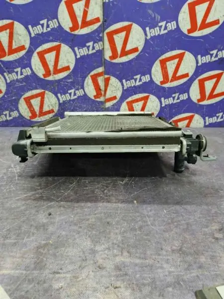Радиатор охлаждения двигателя Nissan Moco MG33S