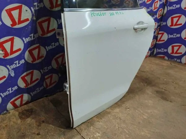 Дверь боковая Peugeot 208 A9