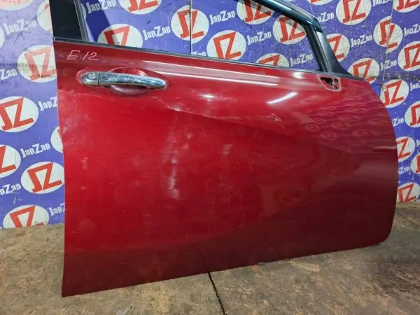 Дверь боковая Nissan Note E12