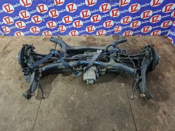 Балка поперечная Mitsubishi Outlander CW5W